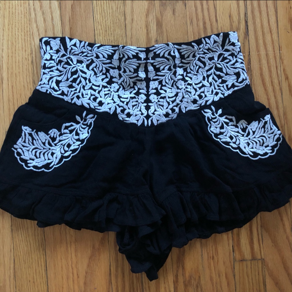 Angel Biba High Waisted Printed Soft Shorts - 10